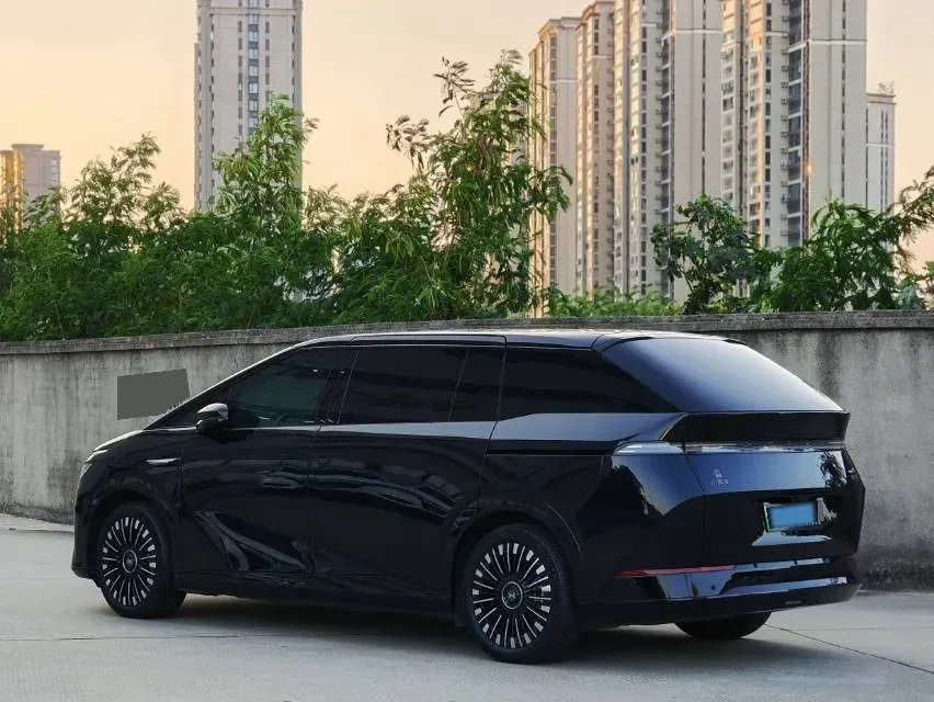 2025 Xpeng X9 BEV,autocango,china used car exporter,china ev exporter,chinese used car exporter,chinese used ev exporter