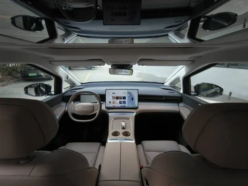 2025 Xpeng X9 BEV,autocango,china used car exporter,china ev exporter,chinese used car exporter,chinese used ev exporter