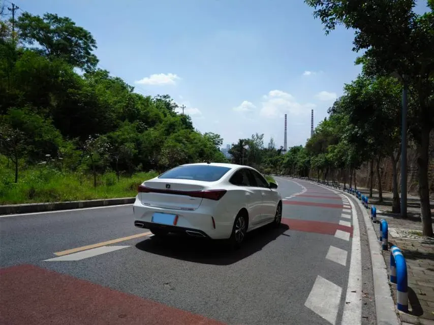 2023 ChangAn Eado 1.4T 160HP L4 7DCT,autocango,china used car exporter,china ev exporter,chinese used car exporter,chinese used ev exporter