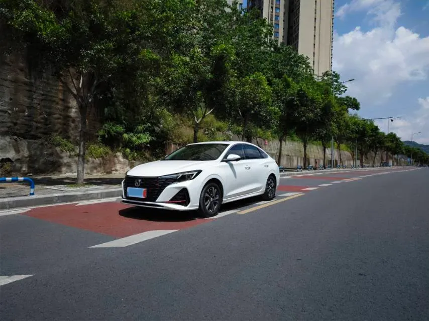 2023 ChangAn Eado 1.4T 160HP L4 7DCT,autocango,china used car exporter,china ev exporter,chinese used car exporter,chinese used ev exporter