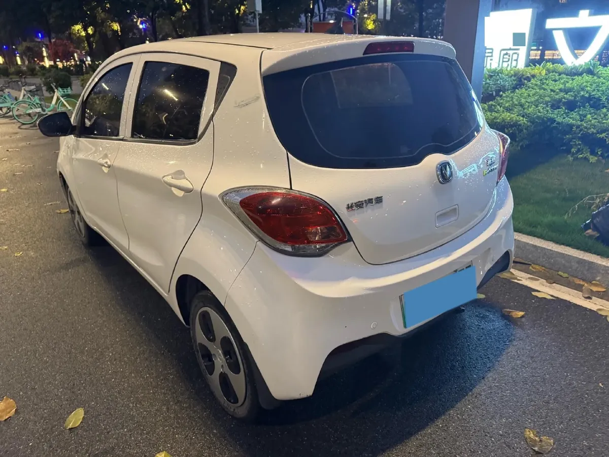 2021 ChangAn BenBen E-Star BEV 32.2KWH,autocango,china used car exporter,china ev exporter,chinese used car exporter,chinese used ev exporter