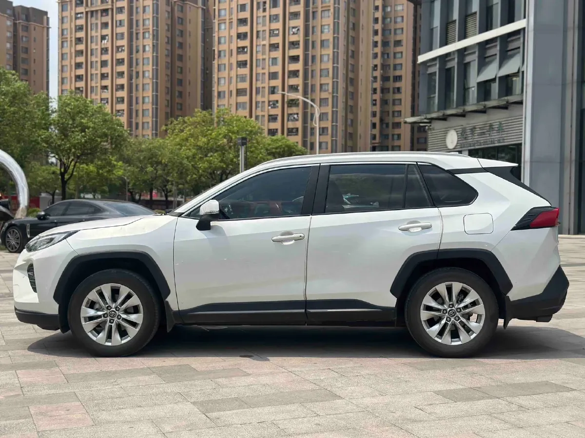 2022 Toyota Wildlander 2.0L 171HP L4 CVT,autocango,china used car exporter,china ev exporter,chinese used car exporter,chinese used ev exporter