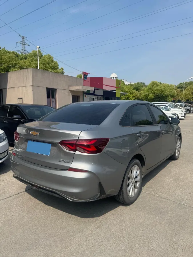 2024 Chevrolet Monza 1.5L 113HP L4 6DCT,autocango,china used car exporter,china ev exporter,chinese used car exporter,chinese used ev exporter