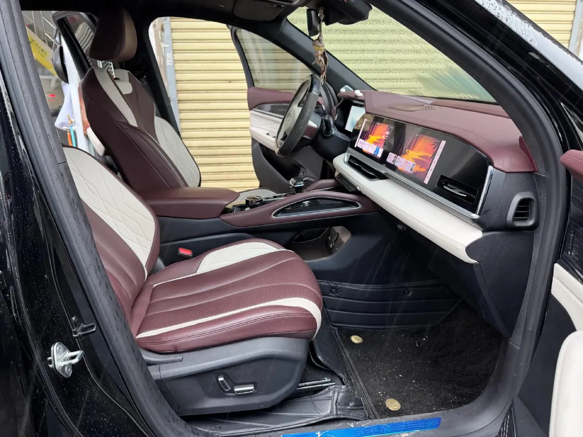 2024 Geely Monjaro 2.0T 238HP L4 8AT,autocango,china used car exporter,china ev exporter,chinese used car exporter,chinese used ev exporter