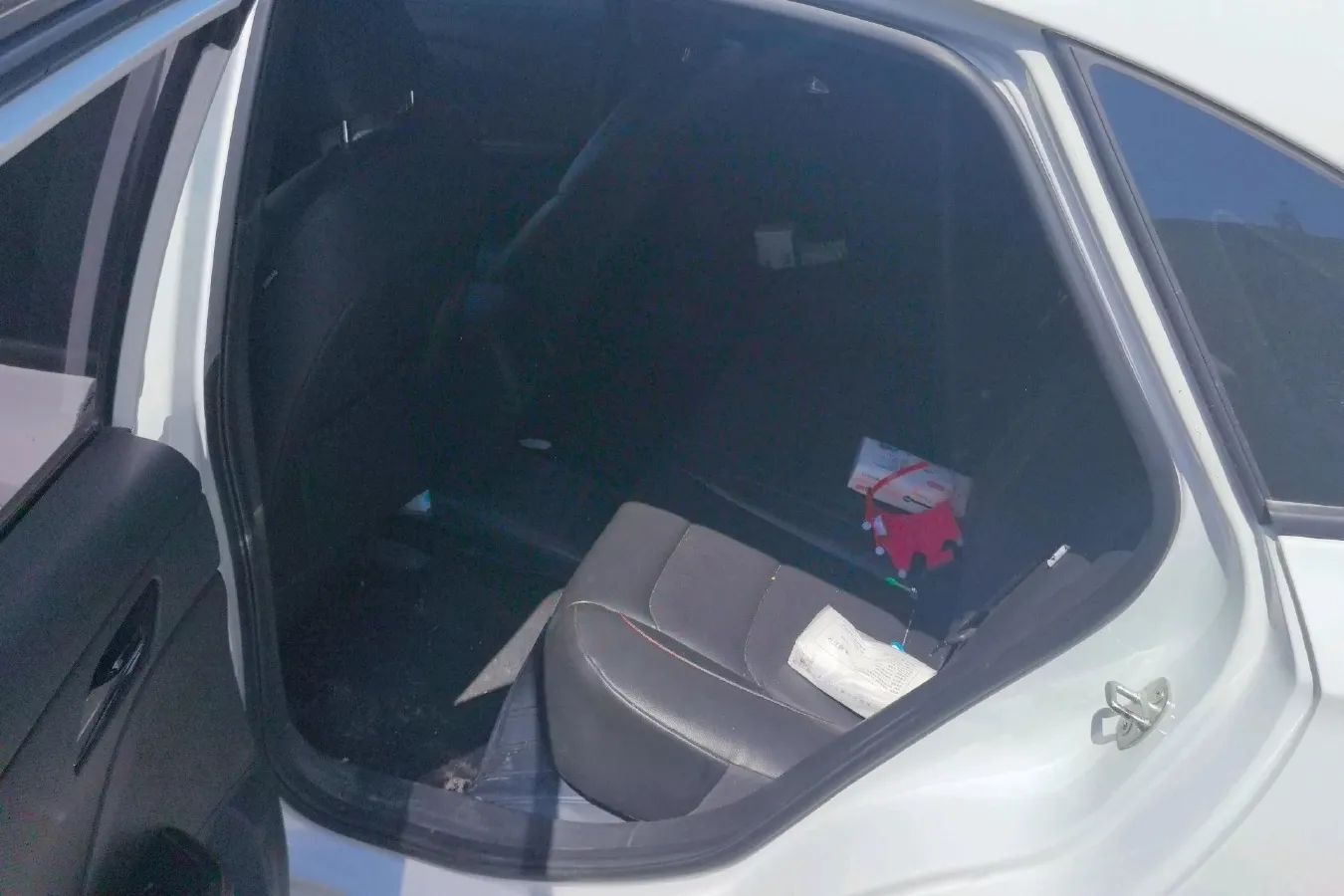 2019 Chevrolet Monza 1.3T 163HP L3 6AT,autocango,china used car exporter,china ev exporter,chinese used car exporter,chinese used ev exporter