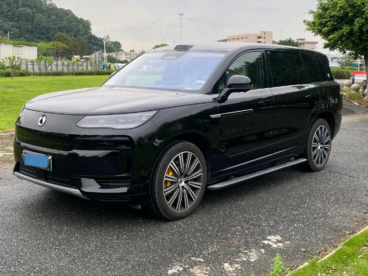 2025 Denza DenzaN9 2.0T 207HP L4 E-CVT PHEV,autocango,china used car exporter,china ev exporter,chinese used car exporter,chinese used ev exporter