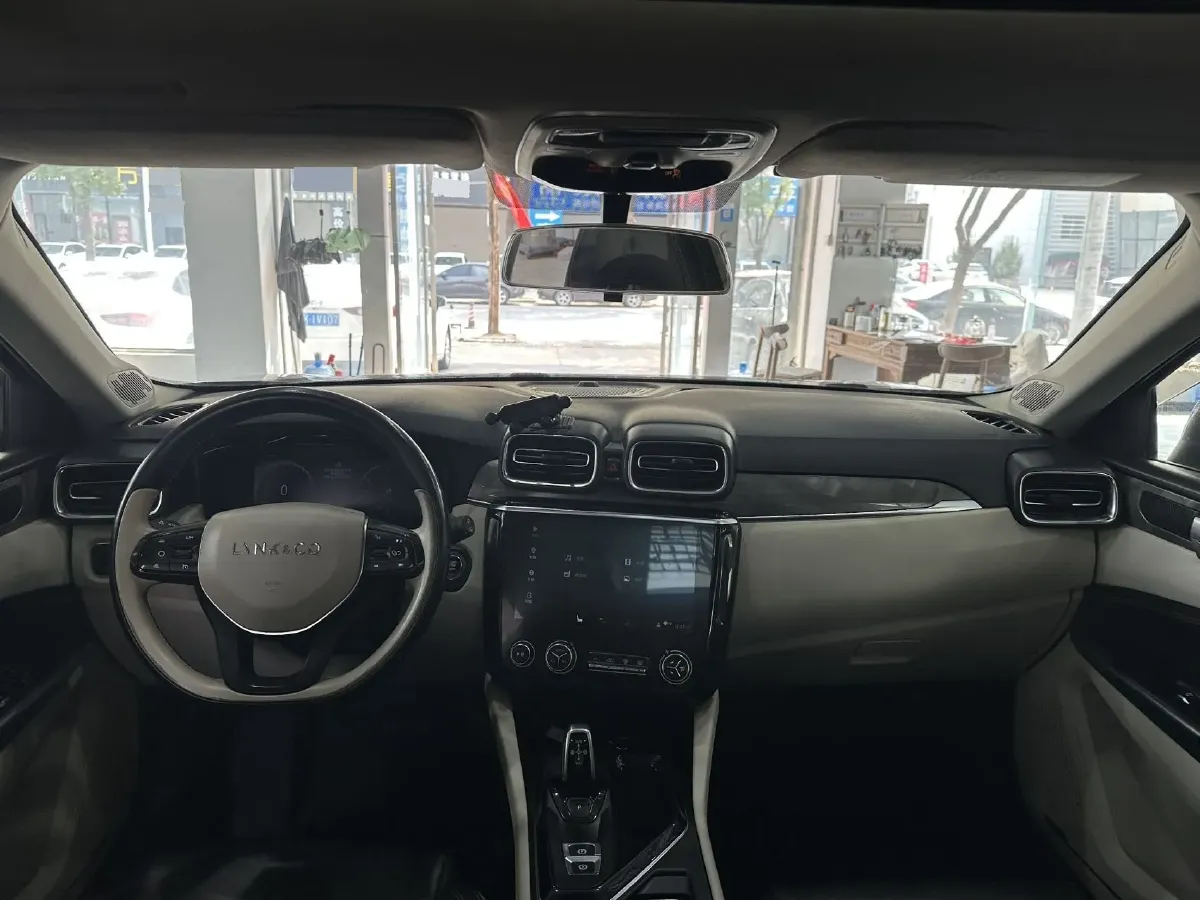 2018 Geely Emgrand GT 1.5T 180HP L3 7DCT,autocango,china used car exporter,china ev exporter,chinese used car exporter,chinese used ev exporter