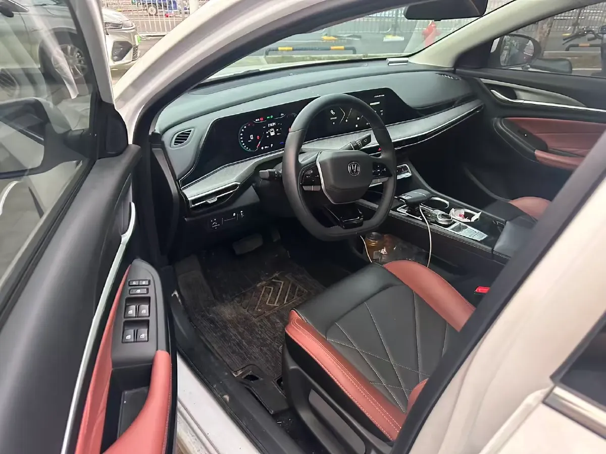 2023 ChangAn Eado 1.4T 160HP L4 7DCT,autocango,china used car exporter,china ev exporter,chinese used car exporter,chinese used ev exporter