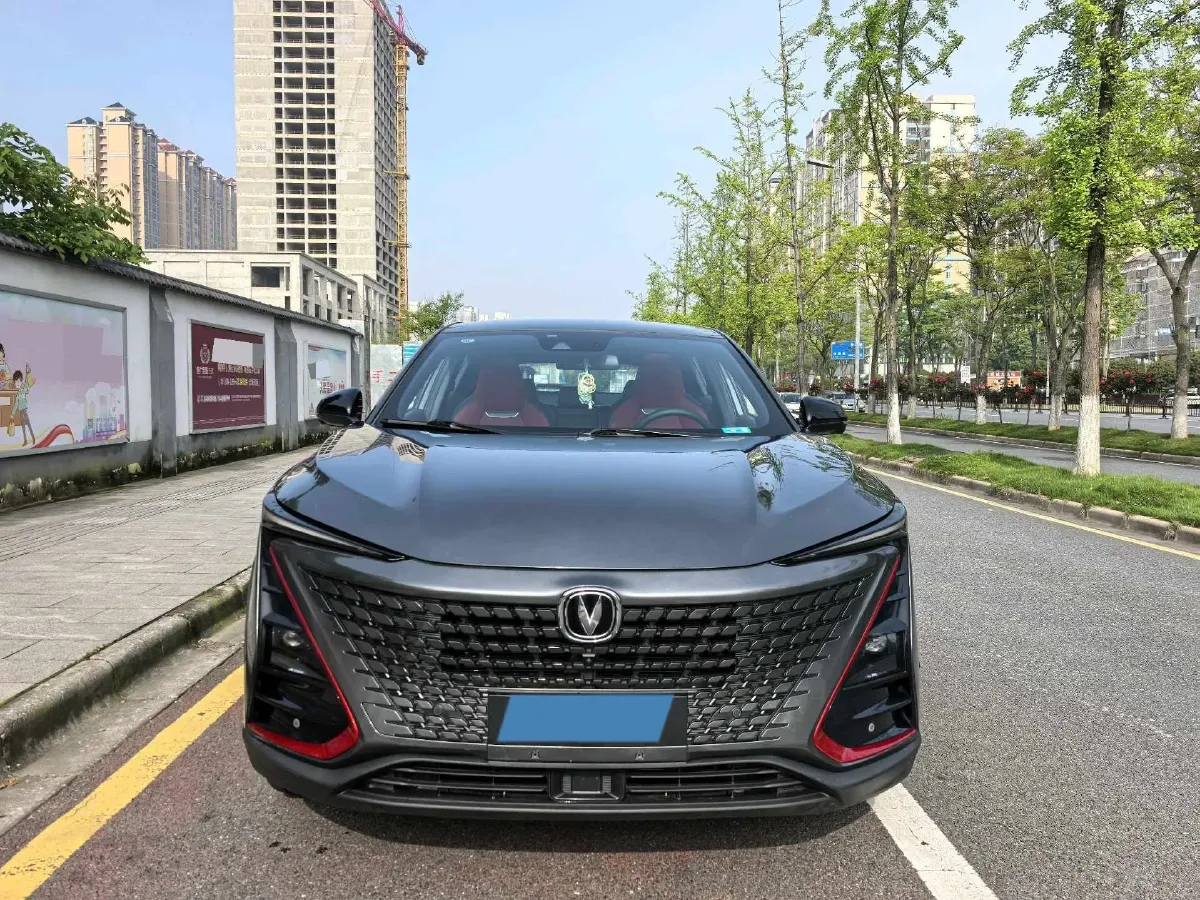 2020 ChangAn UNI-T 1.5T 180HP L4 7DCT,autocango,china used car exporter,china ev exporter,chinese used car exporter,chinese used ev exporter