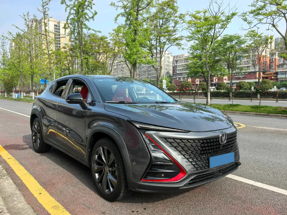 2020 ChangAn UNI-T 1.5T 180HP L4 7DCT,autocango,china used car exporter,china ev exporter,chinese used car exporter,chinese used ev exporter