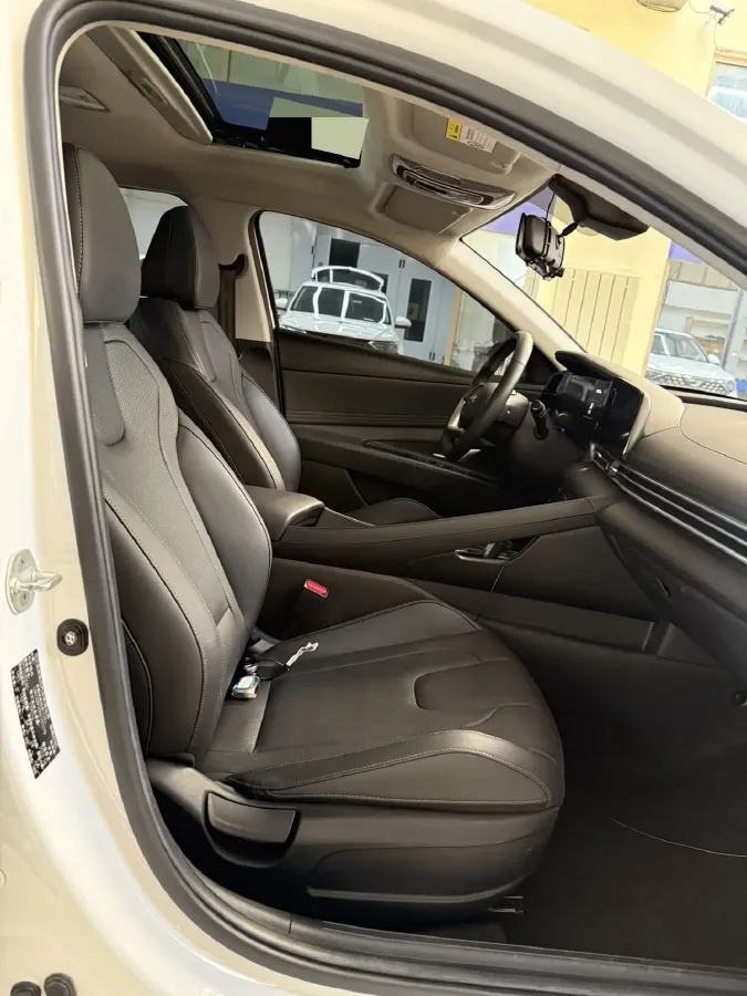 2022 Hyundai Elantra 1.5L 115HP L4 CVT,autocango,china used car exporter,china ev exporter,chinese used car exporter,chinese used ev exporter