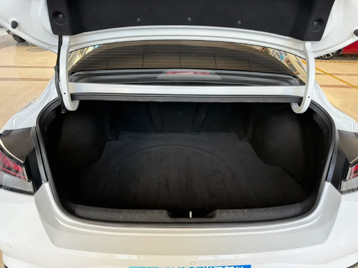 2022 Hyundai Elantra 1.5L 115HP L4 CVT,autocango,china used car exporter,china ev exporter,chinese used car exporter,chinese used ev exporter