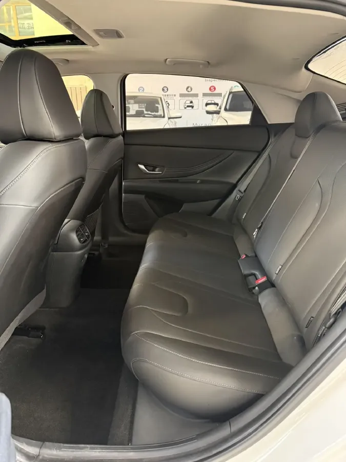 2022 Hyundai Elantra 1.5L 115HP L4 CVT,autocango,china used car exporter,china ev exporter,chinese used car exporter,chinese used ev exporter