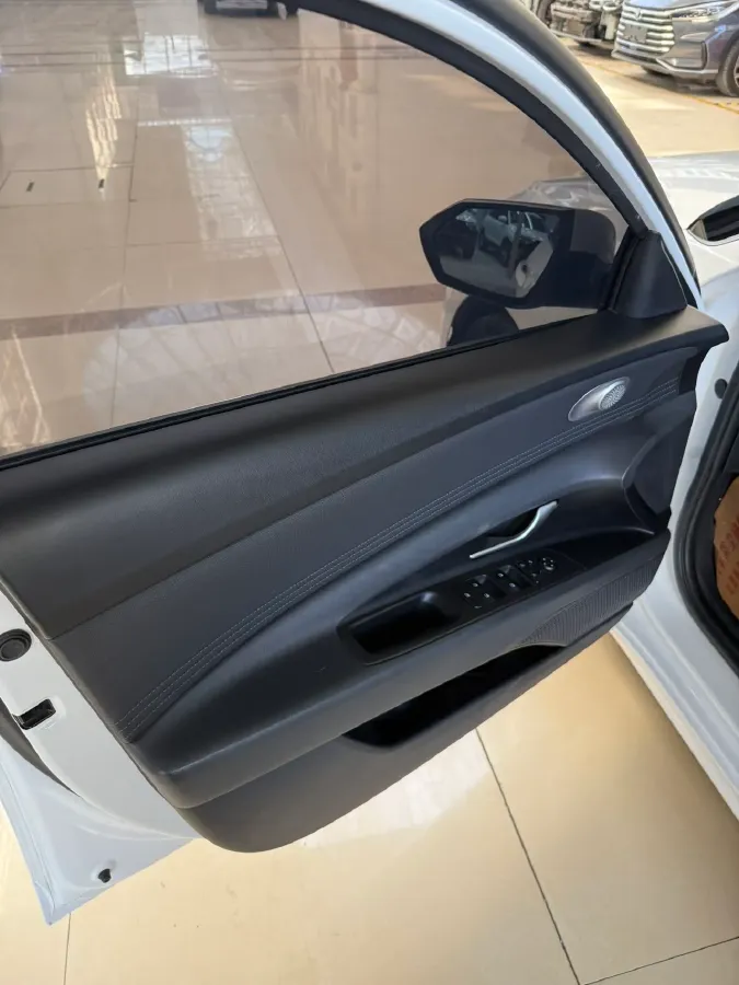 2022 Hyundai Elantra 1.5L 115HP L4 CVT,autocango,china used car exporter,china ev exporter,chinese used car exporter,chinese used ev exporter