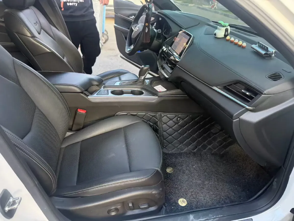 2022 Cadillac CT4 2.0T 237HP L4 8AT,autocango,china used car exporter,china ev exporter,chinese used car exporter,chinese used ev exporter