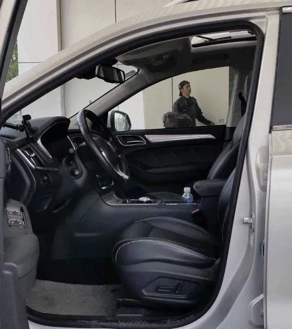 2017 Roewe RX5 BEV 48.3KWH,autocango,china used car exporter,china ev exporter,chinese used car exporter,chinese used ev exporter