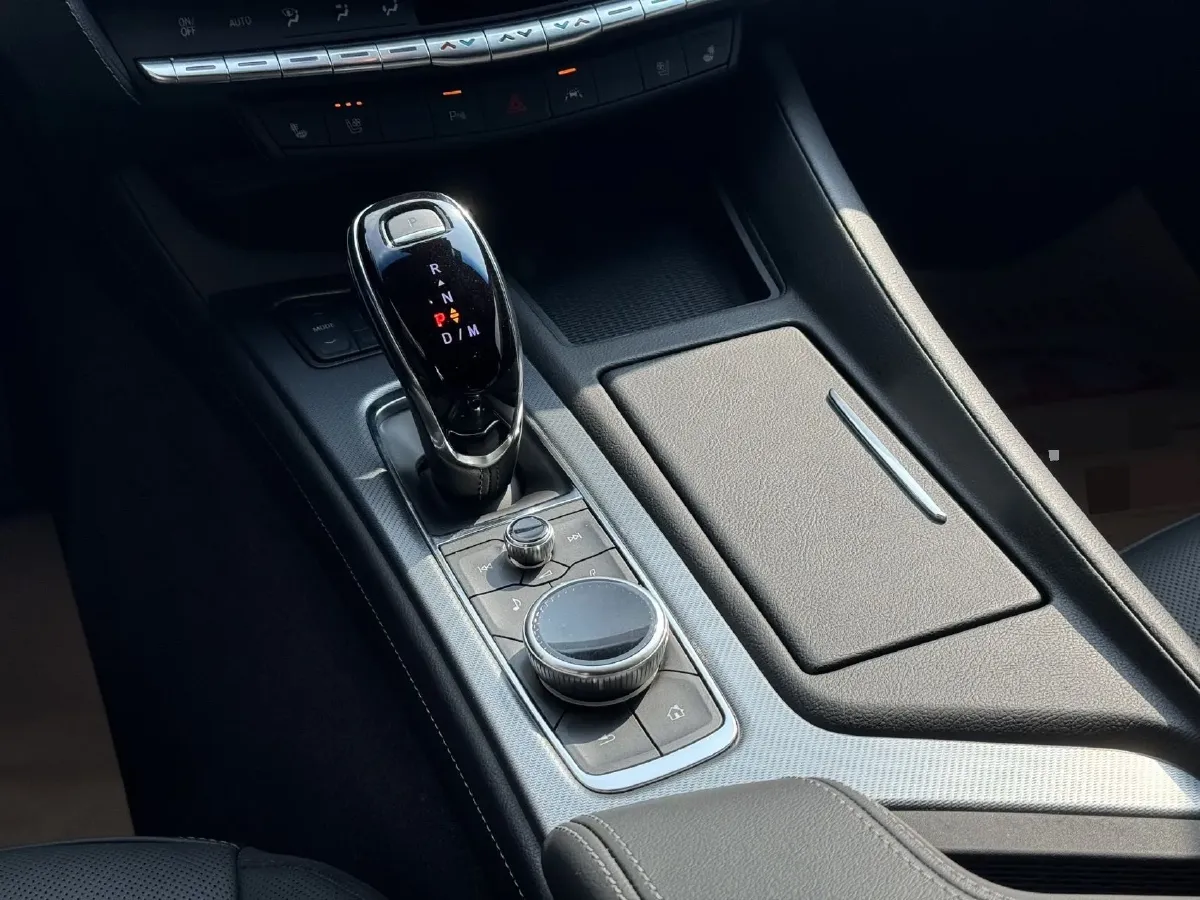 2023 Cadillac CT5 2.0T 237HP L4 10AT,autocango,china used car exporter,china ev exporter,chinese used car exporter,chinese used ev exporter