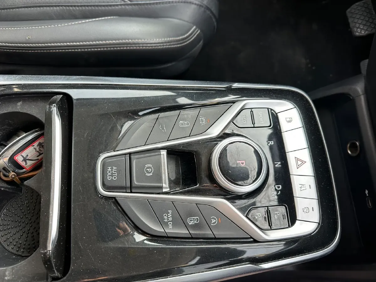 2021 MAXUS G20 2.0T 224HP L4 8AT,autocango,china used car exporter,china ev exporter,chinese used car exporter,chinese used ev exporter