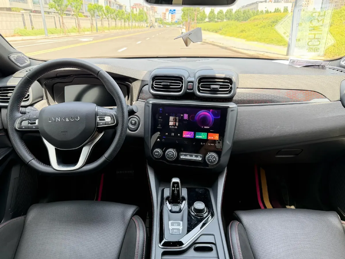 2020 LYNK&CO 03 1.5T 180HP L3 7DCT,autocango,china used car exporter,china ev exporter,chinese used car exporter,chinese used ev exporter