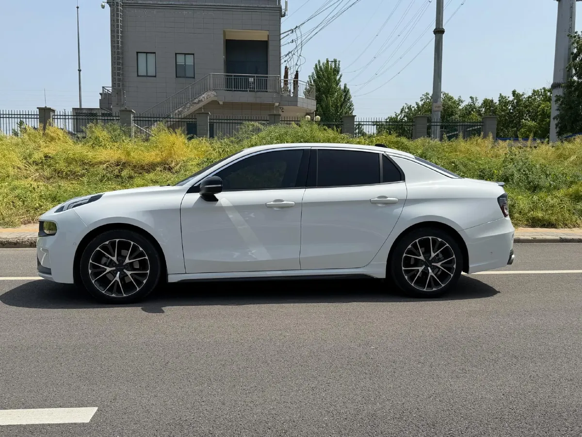 2020 LYNK&CO 03 1.5T 180HP L3 7DCT,autocango,china used car exporter,china ev exporter,chinese used car exporter,chinese used ev exporter