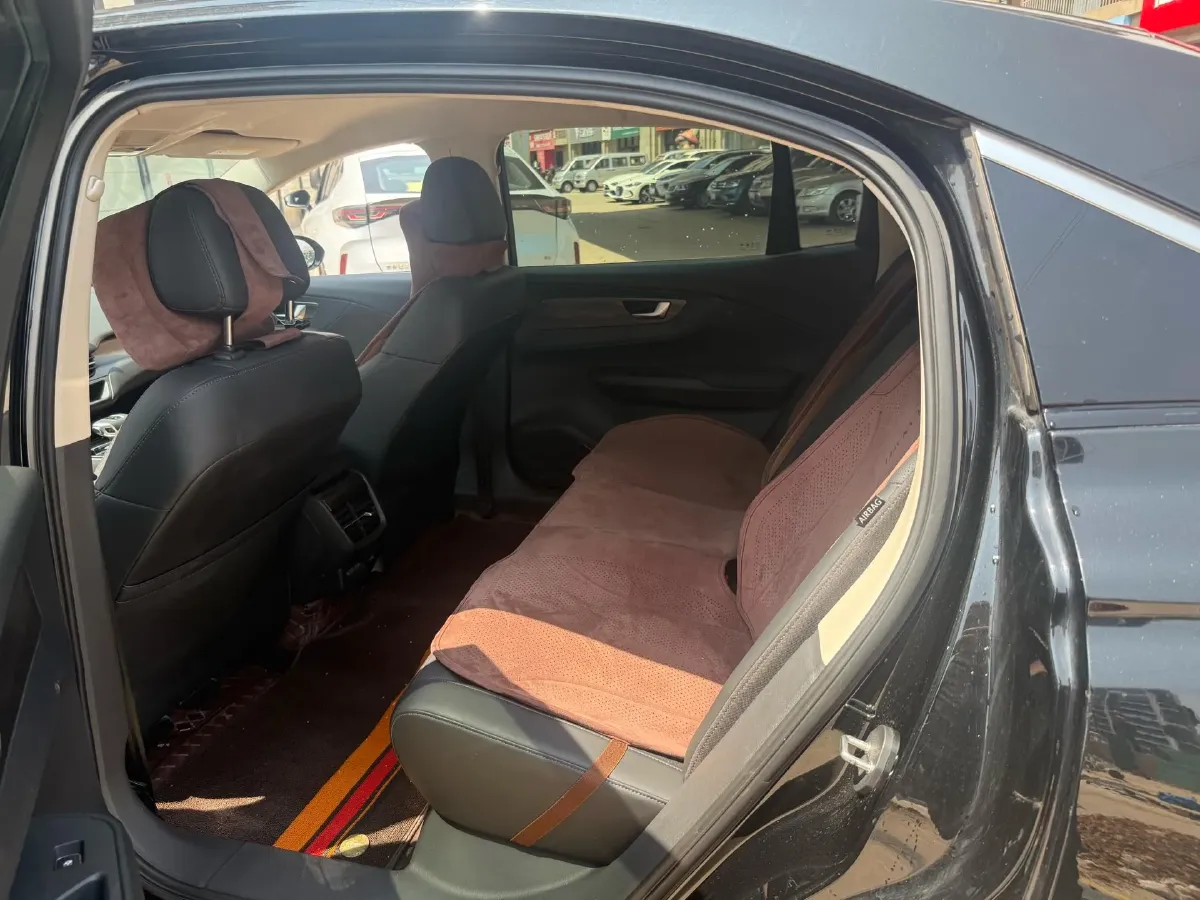 2022 HongQi E-QM5 BEV 54KWH,autocango,china used car exporter,china ev exporter,chinese used car exporter,chinese used ev exporter