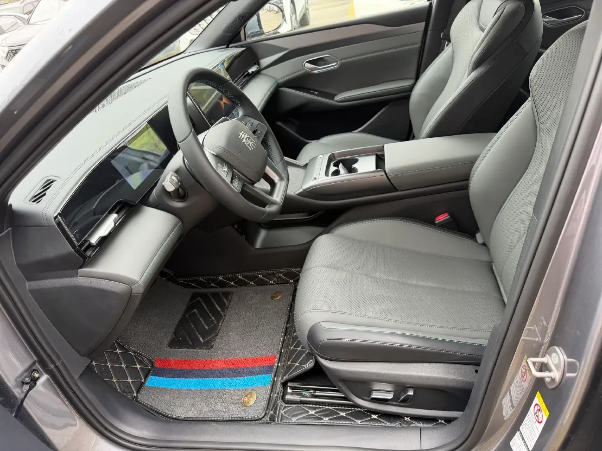 2025 BYD QinL BEV,autocango,china used car exporter,china ev exporter,chinese used car exporter,chinese used ev exporter