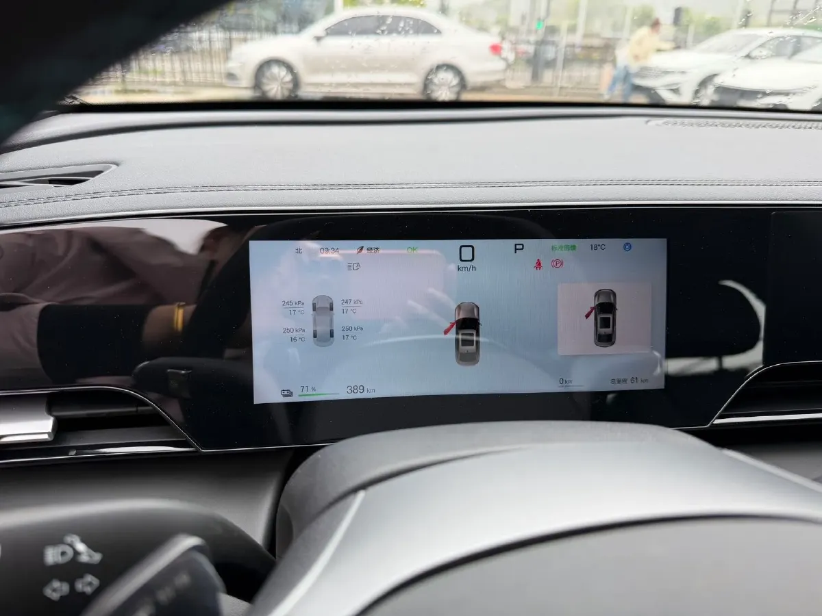 2025 BYD QinL BEV,autocango,china used car exporter,china ev exporter,chinese used car exporter,chinese used ev exporter