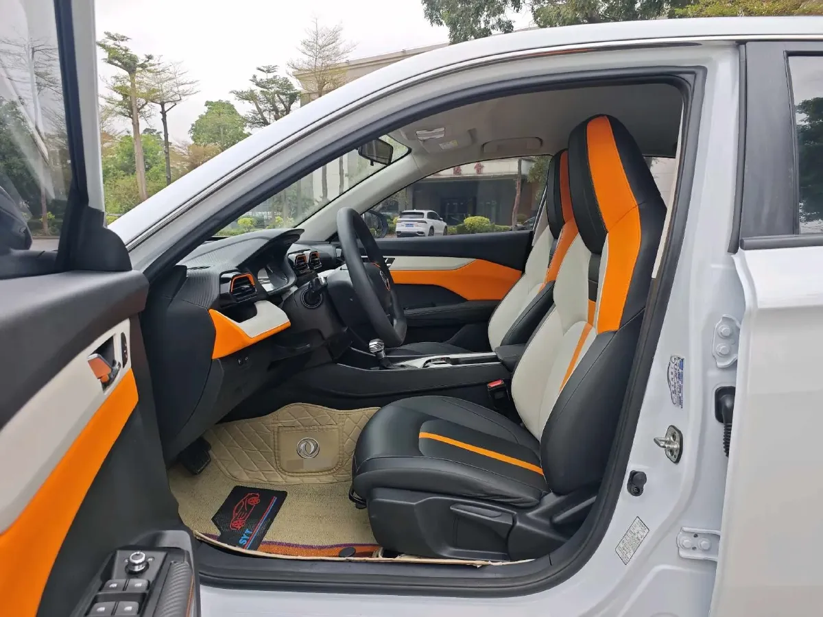 2023 DongFeng Aeolus YiXuan 1.5L 125HP L4 6DCT,autocango,china used car exporter,china ev exporter,chinese used car exporter,chinese used ev exporter