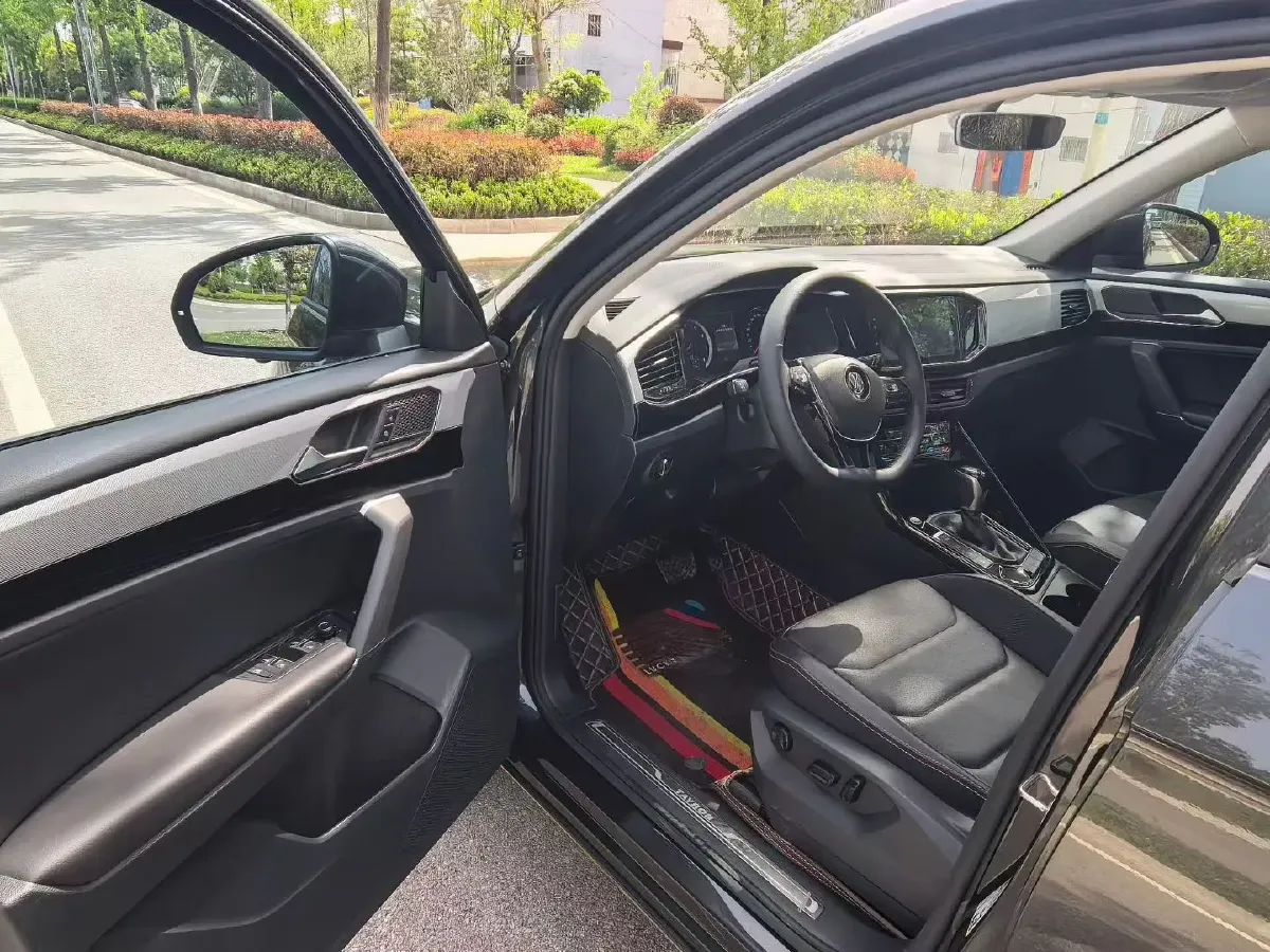 2020 Volkswagen Tayron 2.0T 186HP L4 7DCT,autocango,china used car exporter,china ev exporter,chinese used car exporter,chinese used ev exporter