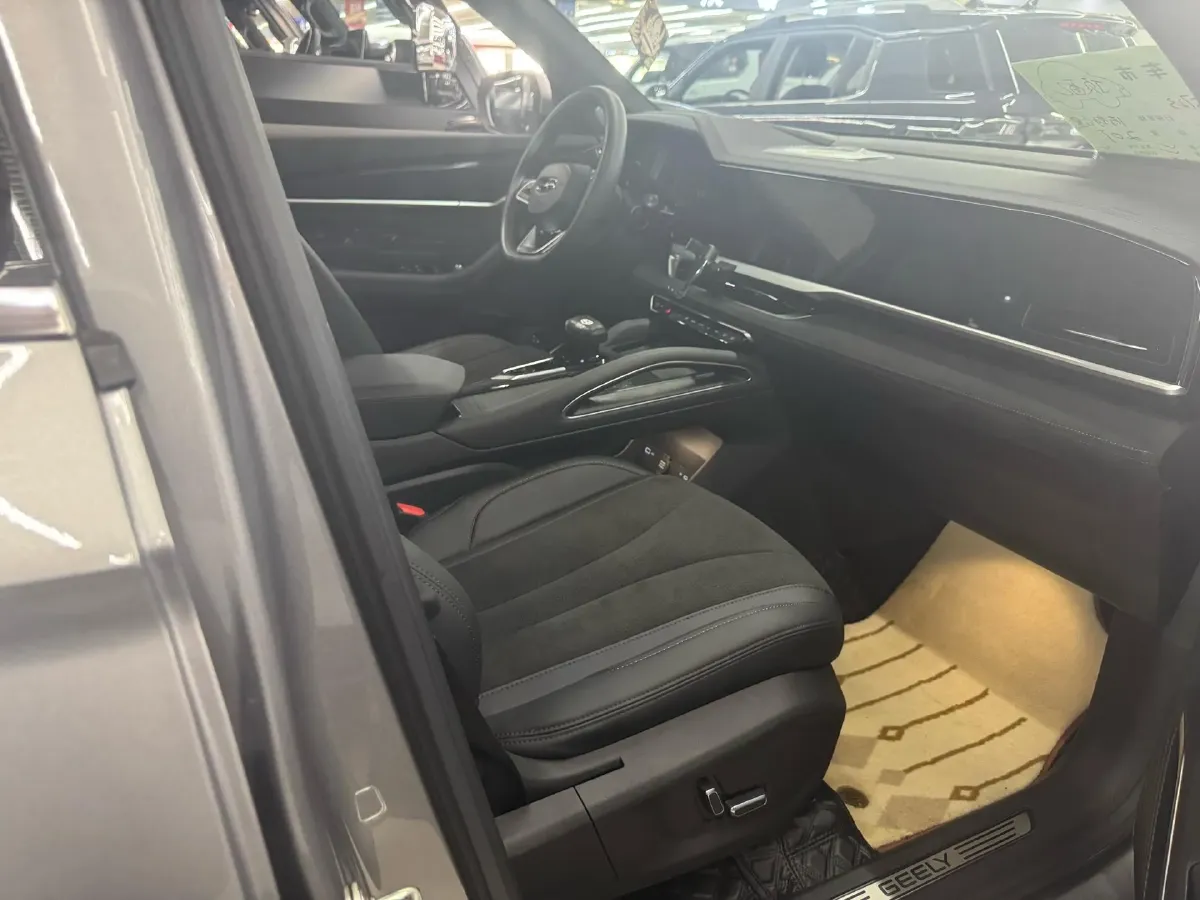 2024 Geely Monjaro 2.0T 238HP L4 8AT,autocango,china used car exporter,china ev exporter,chinese used car exporter,chinese used ev exporter