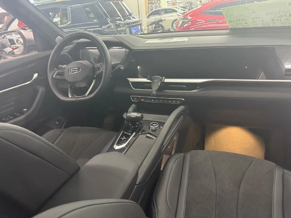 2024 Geely Monjaro 2.0T 238HP L4 8AT,autocango,china used car exporter,china ev exporter,chinese used car exporter,chinese used ev exporter