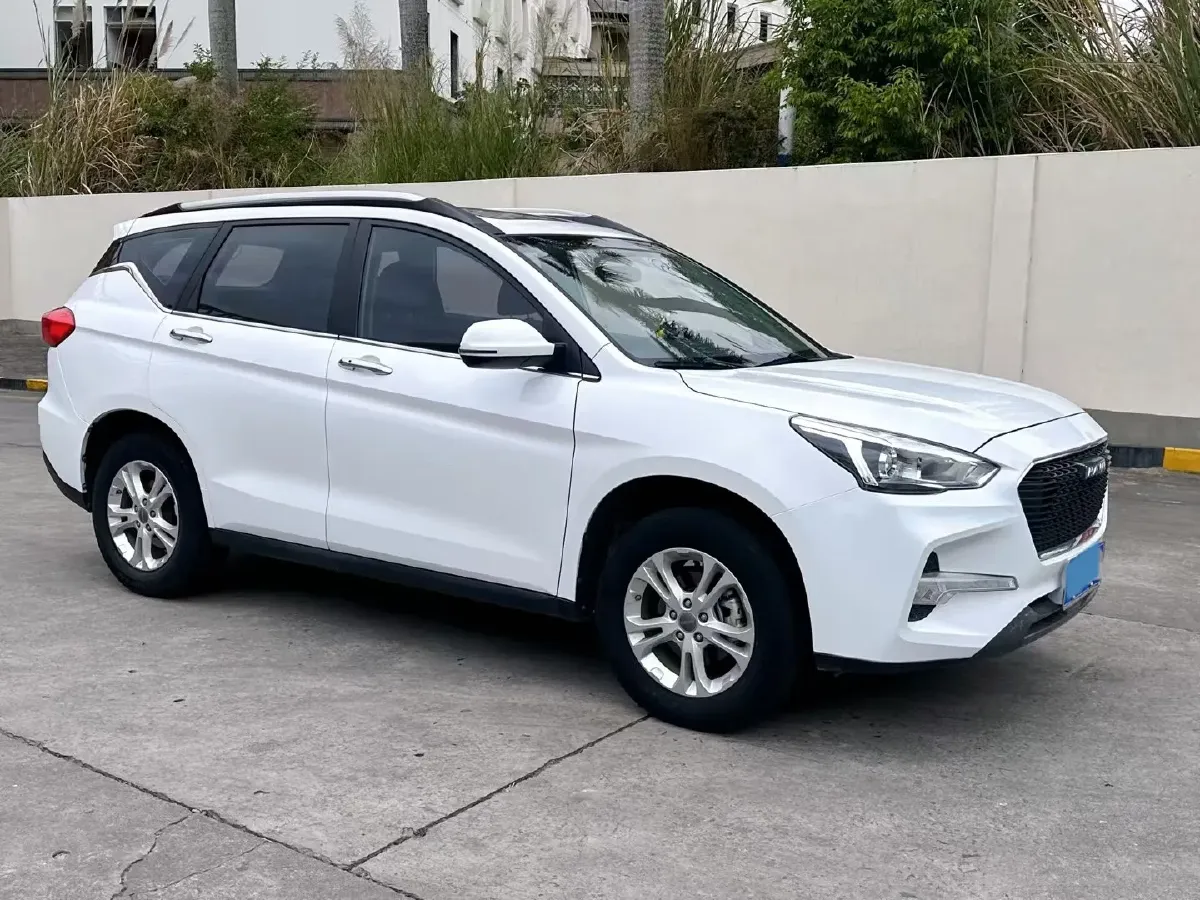 2018 Haval M6 1.5T 150HP L4 7DCT,autocango,china used car exporter,china ev exporter,chinese used car exporter,chinese used ev exporter