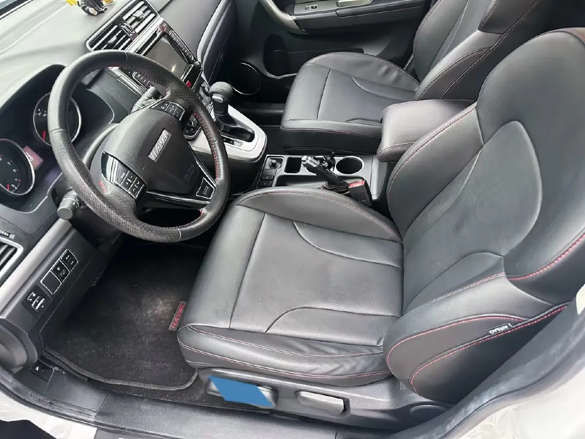 2018 Haval M6 1.5T 150HP L4 7DCT,autocango,china used car exporter,china ev exporter,chinese used car exporter,chinese used ev exporter