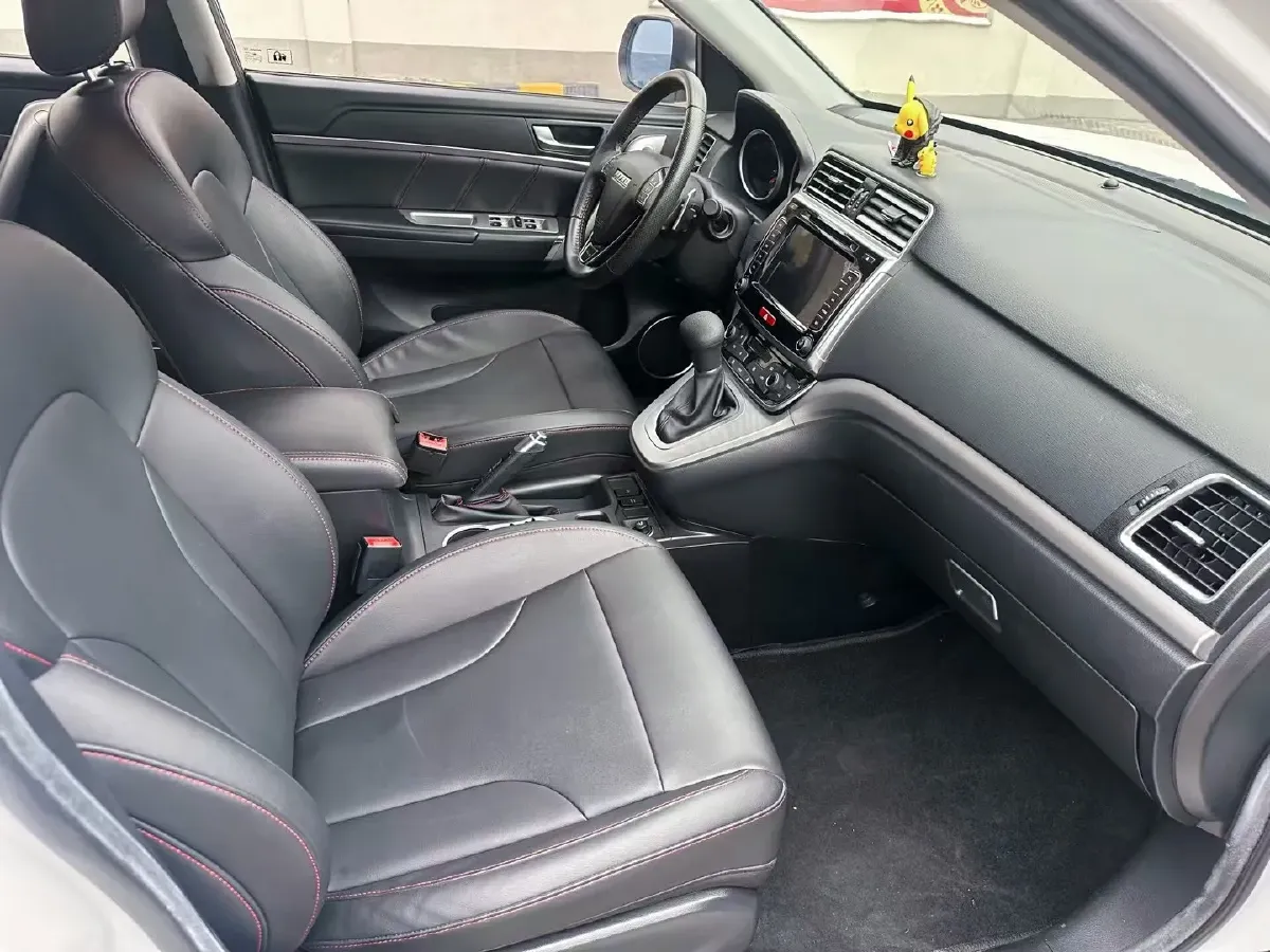 2018 Haval M6 1.5T 150HP L4 7DCT,autocango,china used car exporter,china ev exporter,chinese used car exporter,chinese used ev exporter