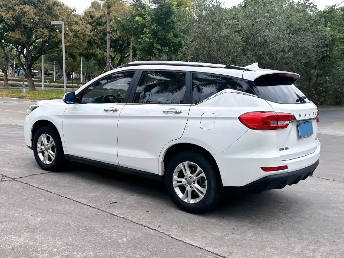 2018 Haval M6 1.5T 150HP L4 7DCT,autocango,china used car exporter,china ev exporter,chinese used car exporter,chinese used ev exporter