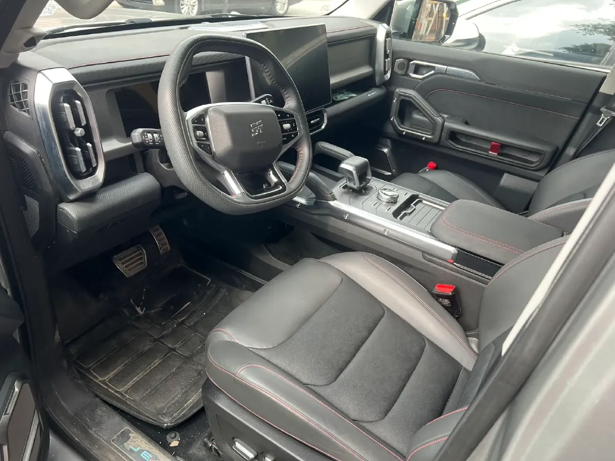 2024 Jetour Traveller 2.0T 254HP L4 7DCT,autocango,china used car exporter,china ev exporter,chinese used car exporter,chinese used ev exporter