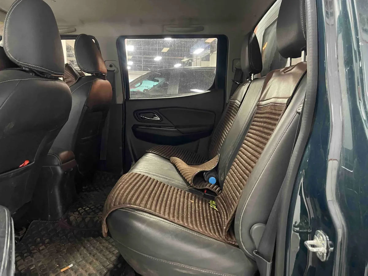 2023 Dongfeng RuiQi 2.4T 165HP L4 5MT,autocango,china used car exporter,china ev exporter,chinese used car exporter,chinese used ev exporter