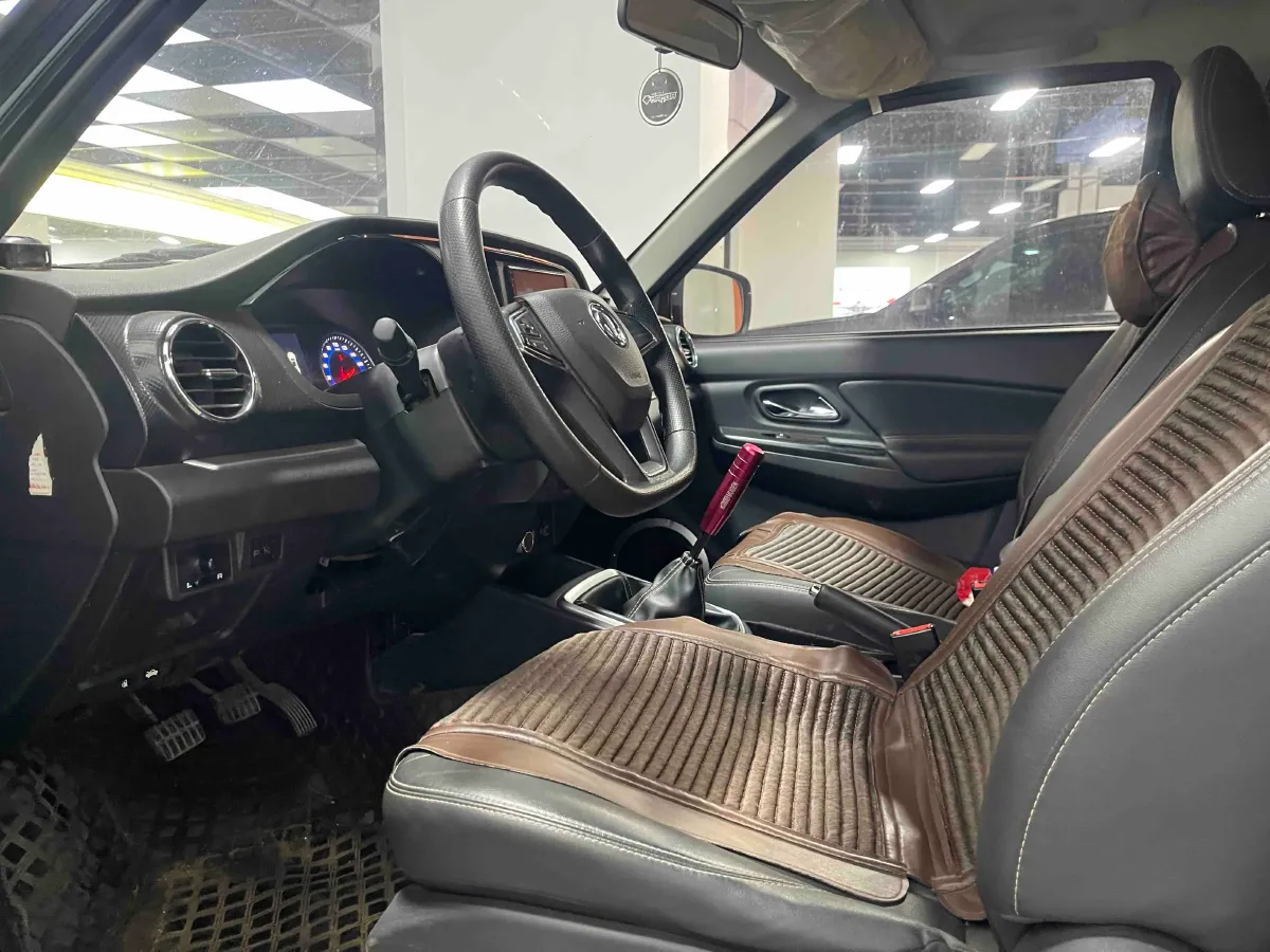 2023 Dongfeng RuiQi 2.4T 165HP L4 5MT,autocango,china used car exporter,china ev exporter,chinese used car exporter,chinese used ev exporter