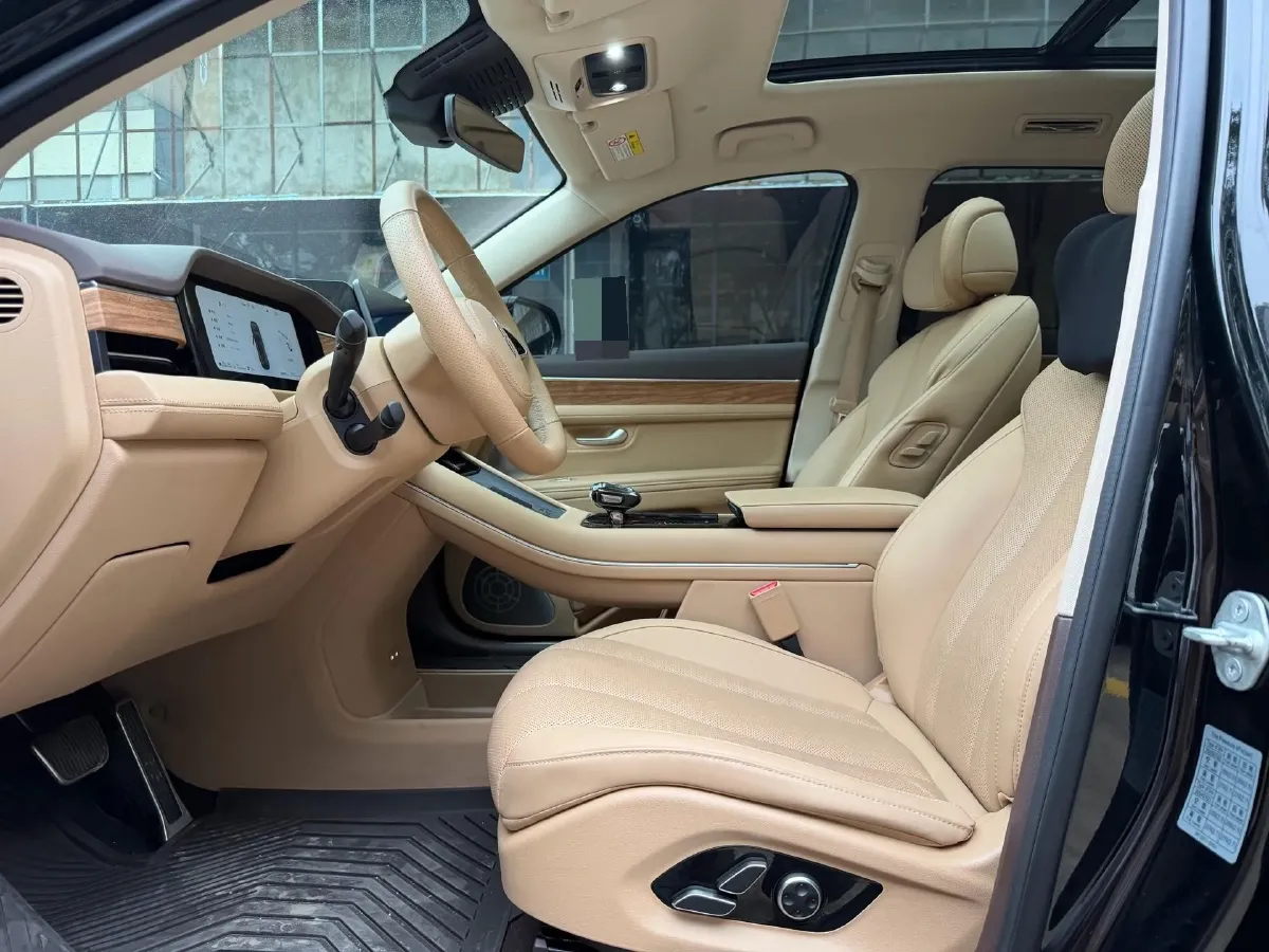 2024 AITO AITO M7 1.5T 152HP L4 REEV 40KWH,autocango,china used car exporter,china ev exporter,chinese used car exporter,chinese used ev exporter