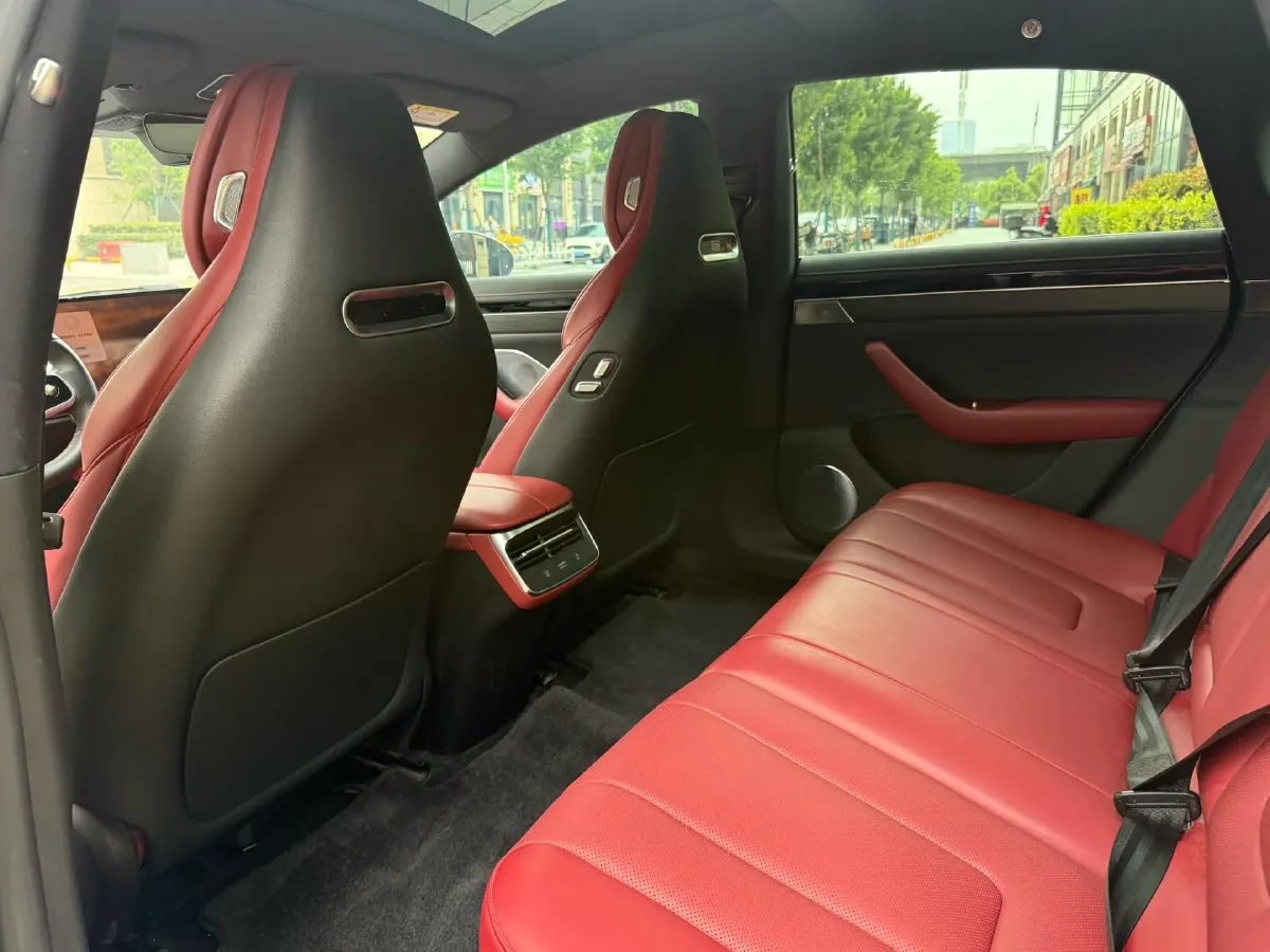 2024 Luxeed S7 BEV 82KWH,autocango,china used car exporter,china ev exporter,chinese used car exporter,chinese used ev exporter