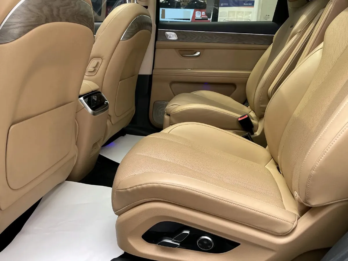 2022 Infiniti Q50L 2.0T 211HP L4 7AT,autocango,china used car exporter,china ev exporter,chinese used car exporter,chinese used ev exporter