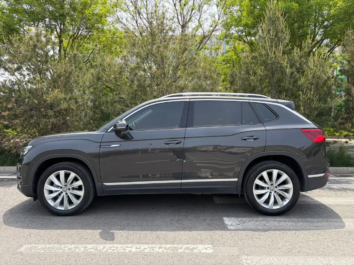 2021 Volkswagen Tayron 2.0T 186HP L4 7DCT,autocango,china used car exporter,china ev exporter,chinese used car exporter,chinese used ev exporter