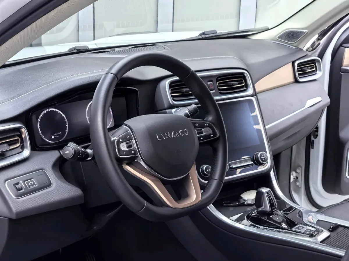 2017 Foton Tunland 2.8T 177HP L4 6AT,autocango,china used car exporter,china ev exporter,chinese used car exporter,chinese used ev exporter