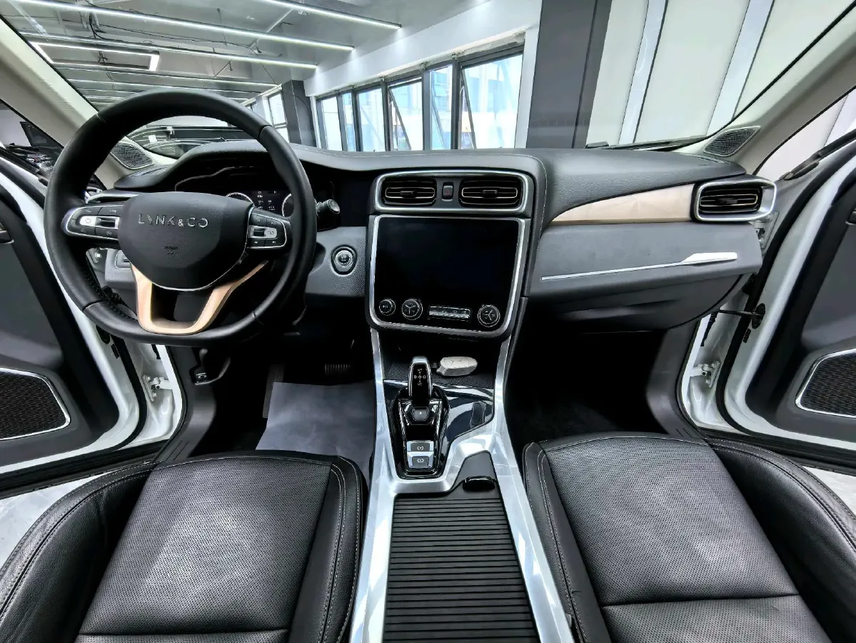 2017 Foton Tunland 2.8T 177HP L4 6AT,autocango,china used car exporter,china ev exporter,chinese used car exporter,chinese used ev exporter