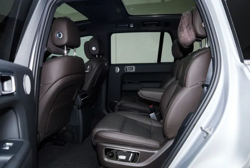 2022 Li L9 Range Extended 154HP REEV 42.6KWH,autocango,china used car exporter,china ev exporter,chinese used car exporter,chinese used ev exporter