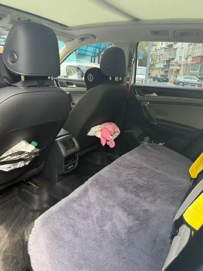 2025 Volkswagen Tayron 1.5T 160HP L4 7DCT,autocango,china used car exporter,china ev exporter,chinese used car exporter,chinese used ev exporter