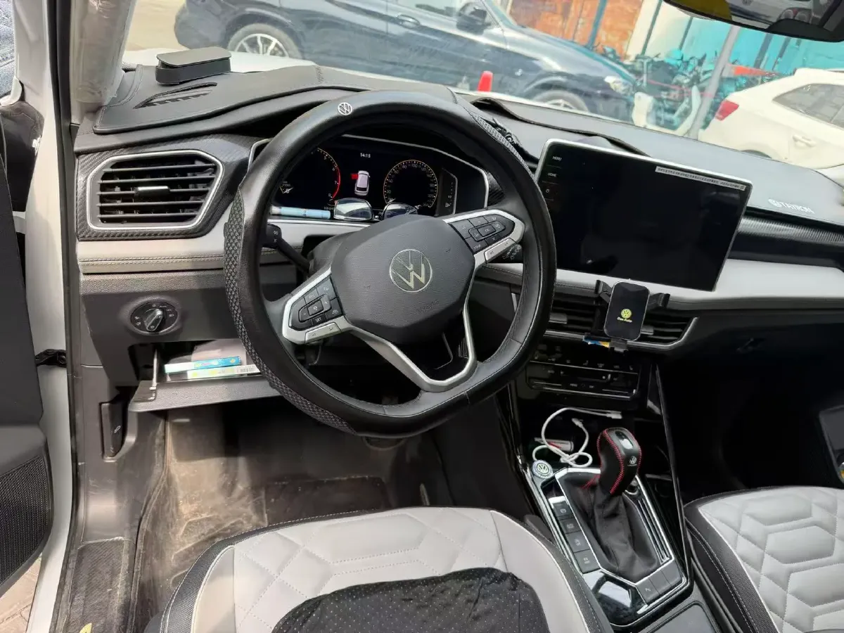 2025 Volkswagen Tayron 1.5T 160HP L4 7DCT,autocango,china used car exporter,china ev exporter,chinese used car exporter,chinese used ev exporter