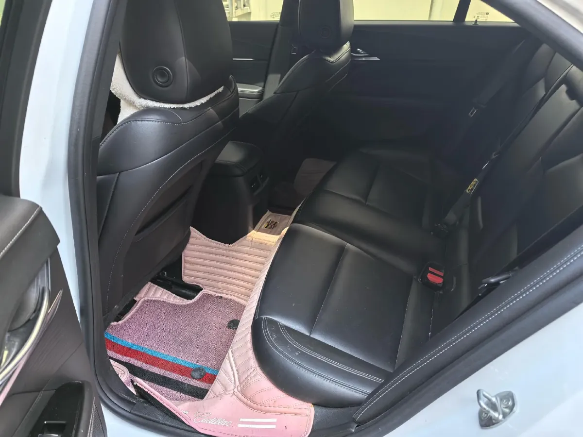 2021 Cadillac CT4 2.0T 237HP L4 8AT,autocango,china used car exporter,china ev exporter,chinese used car exporter,chinese used ev exporter