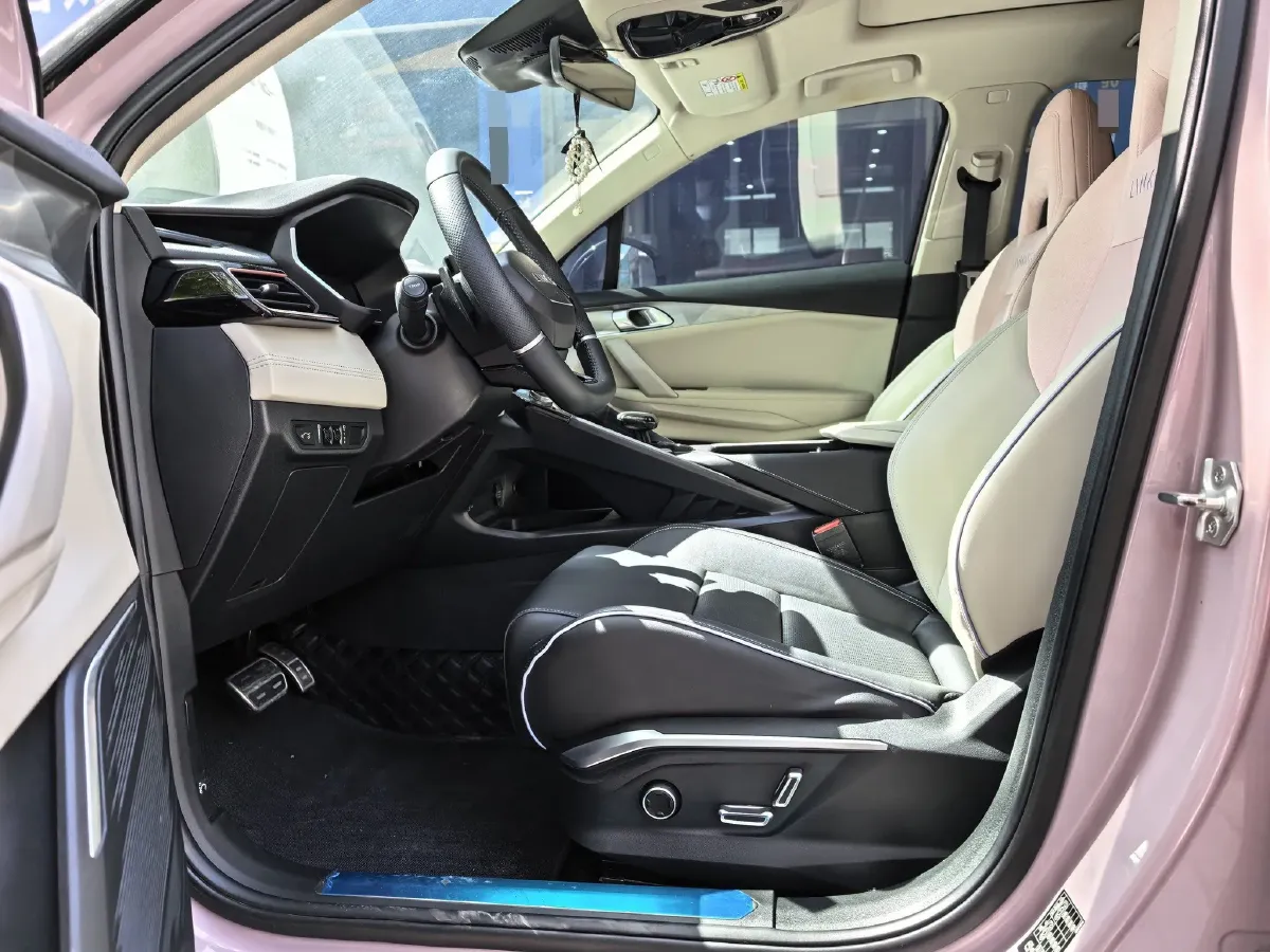 2022 LYNK&CO 02 1.5T 180HP L3 7DCT,autocango,china used car exporter,china ev exporter,chinese used car exporter,chinese used ev exporter