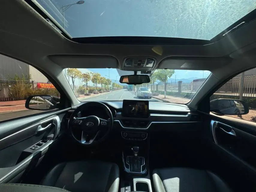 2018 Kia Sportage R 2.0L 160HP L4 6AT,autocango,china used car exporter,china ev exporter,chinese used car exporter,chinese used ev exporter